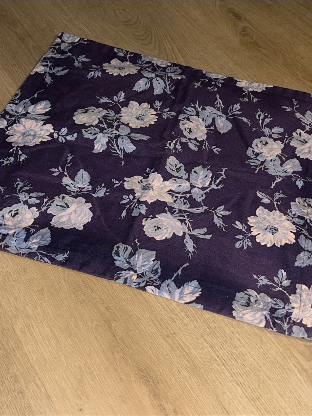 Ralph Lauren purple floral pillow cover - Picture 1 of 3